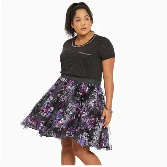 Torrid Women's Skirt Black Purple Floral Tulle Mesh Overlay Skater Full Size 0X - Picture 2 of 15